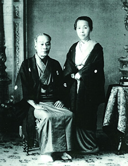 福澤夫妻肖像写真